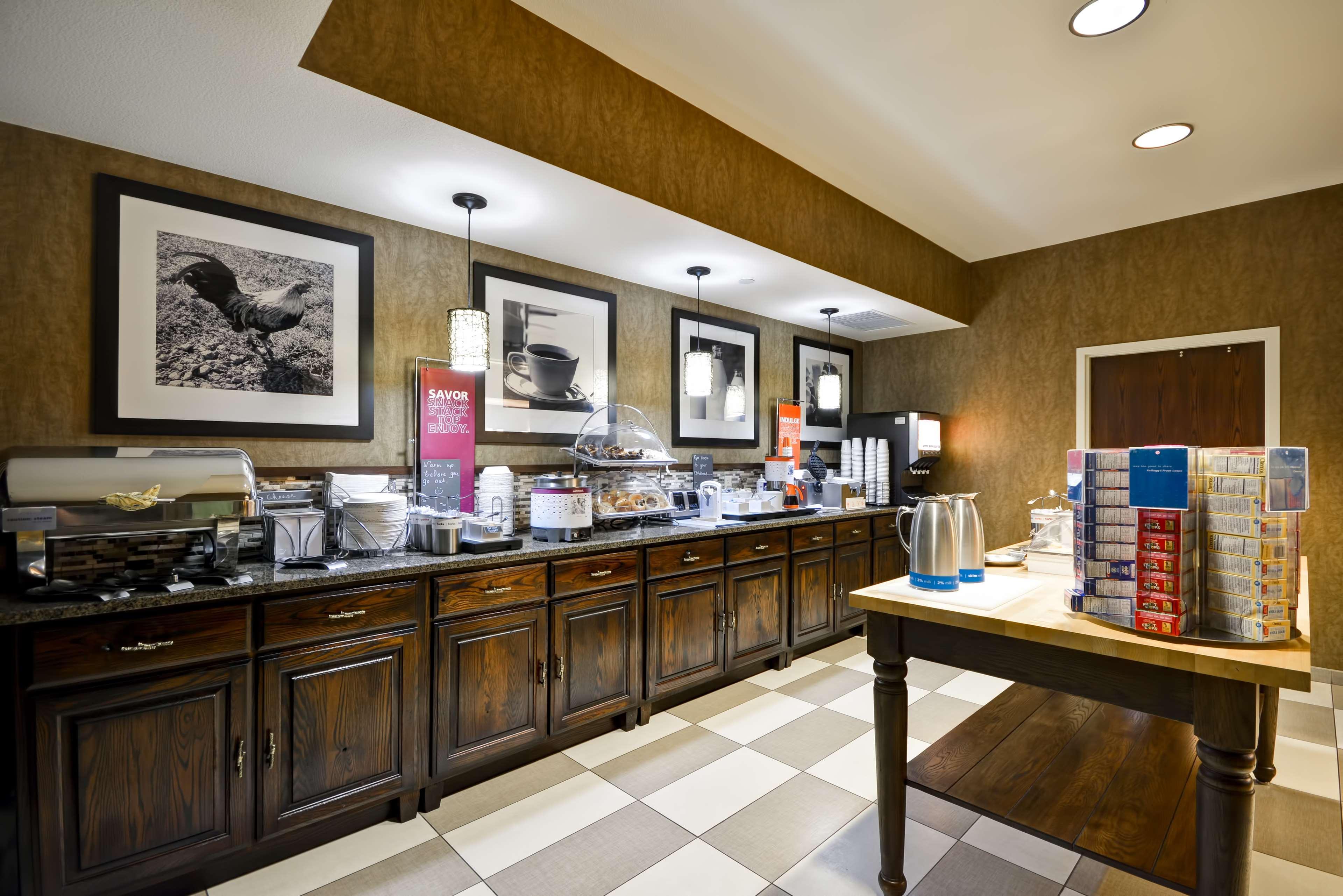Hampton Inn Bozeman Exterior photo